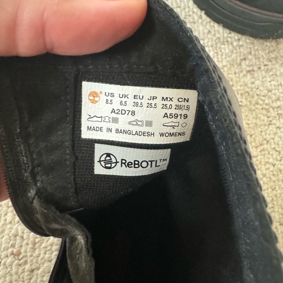 Women’s Timberland black boots leather size 8.5 - Picture 4 of 4